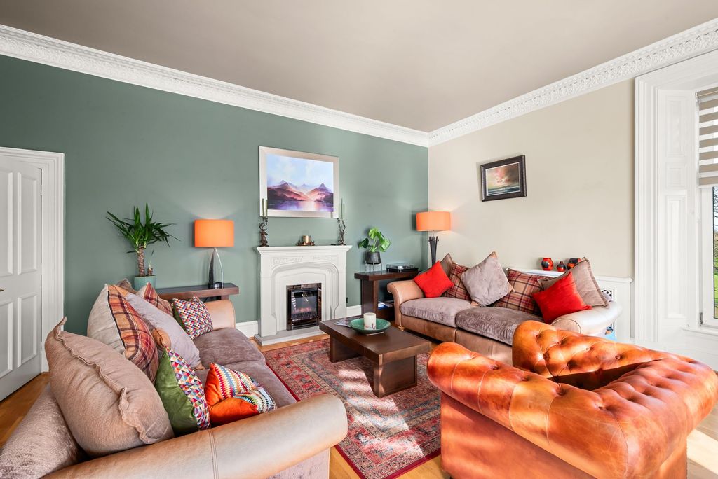 Additional image 4 of 4 bed flat for saleFlat 4 Bruce Court, Links Parade, Carnoustie DD7
