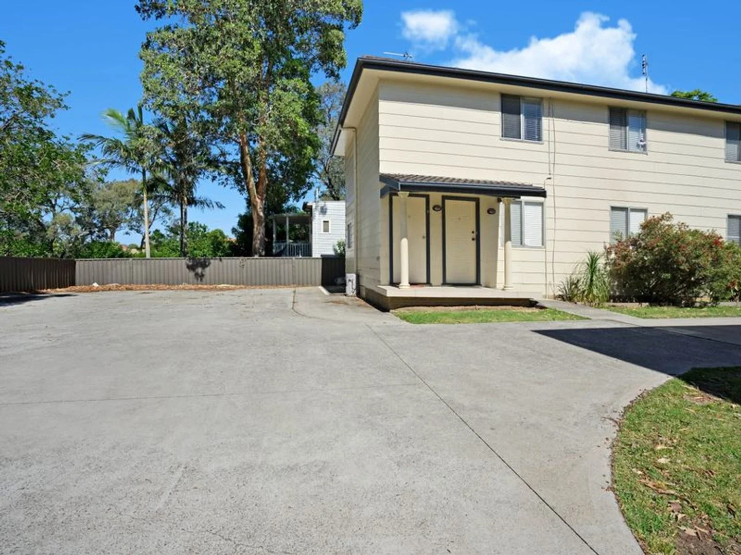 8/235 New England Highway, Rutherford NSW 2320