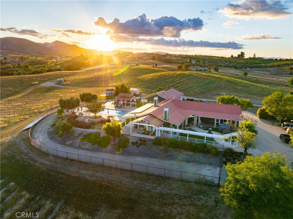Additional image 78 of 2325 Bella Tierra Pl, Paso Robles, CA 93446