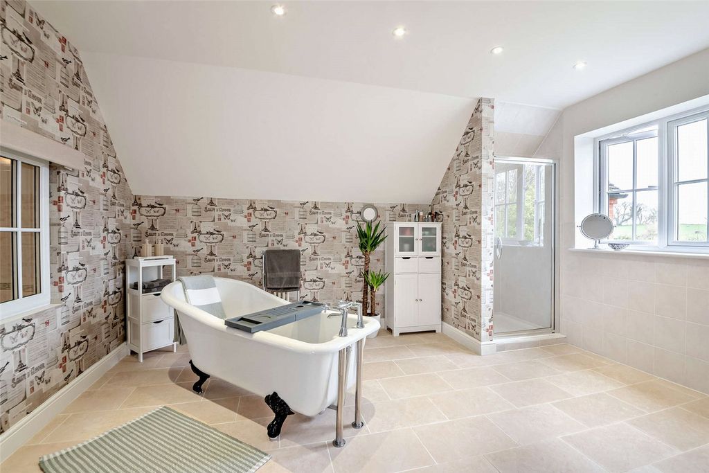 Additional image 21 of 6 bed detached house for saleEnborne Street, Enborne, Newbury, Berkshire RG20