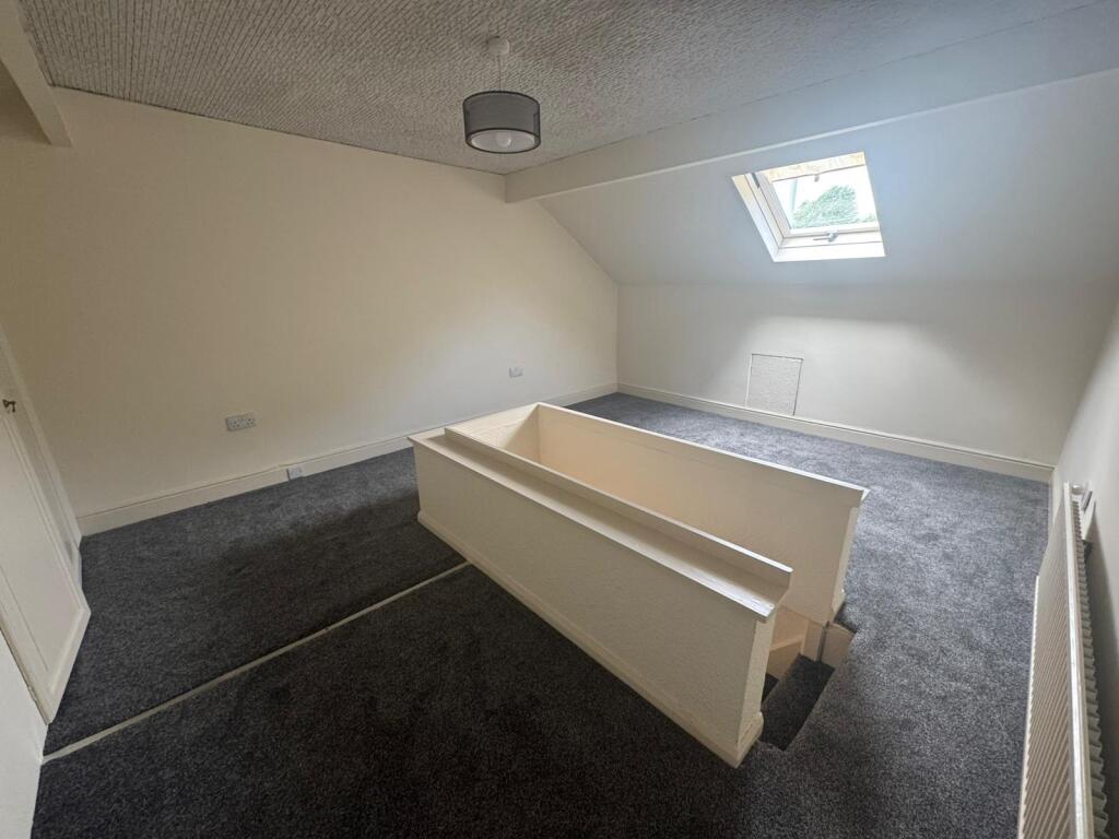 Additional image 8 of Wibsey Park Avenue, BRADFORD