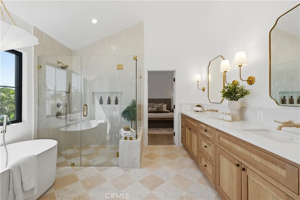 Additional image 16 of 865 10th Street, Manhattan Beach, CA 90266