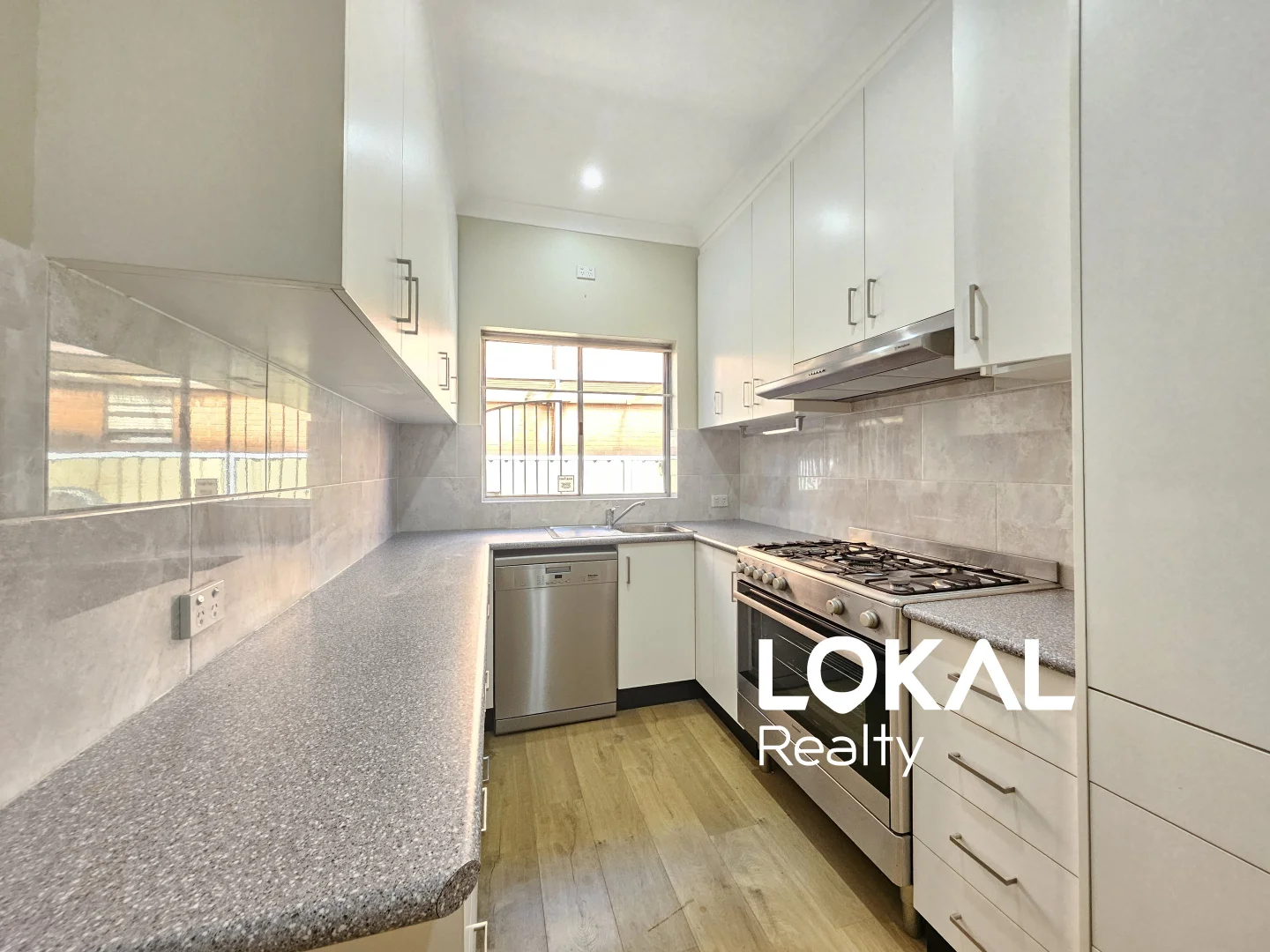 Additional image 3 of 20 Lee Avenue, Beverly Hills NSW 2209