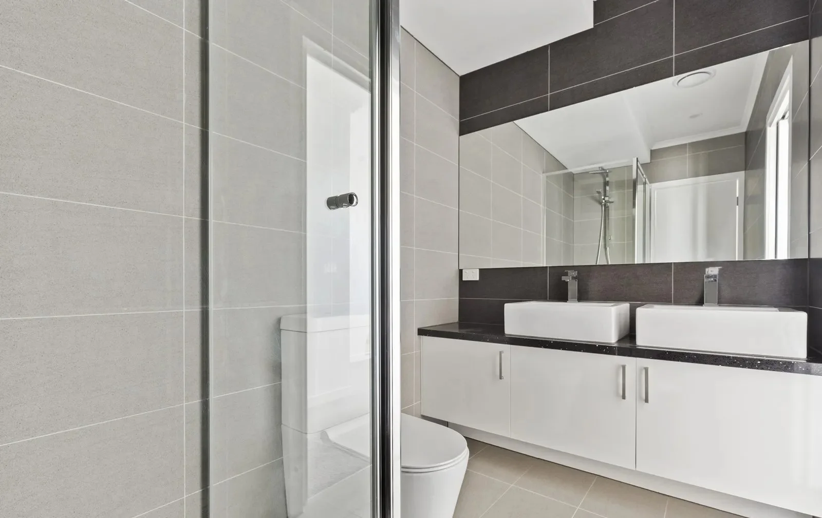 Additional image 7 of 2/450 Doncaster Rd, Doncaster VIC 3108