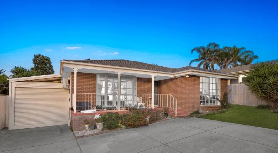 70 Oaktree Drive Drive, Hampton Park VIC 3976