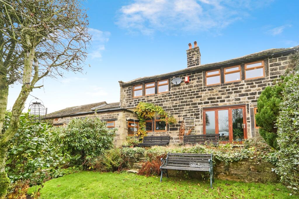 Hey Top, Oldfield, Keighley