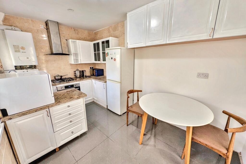 Additional image 4 of Springbourne