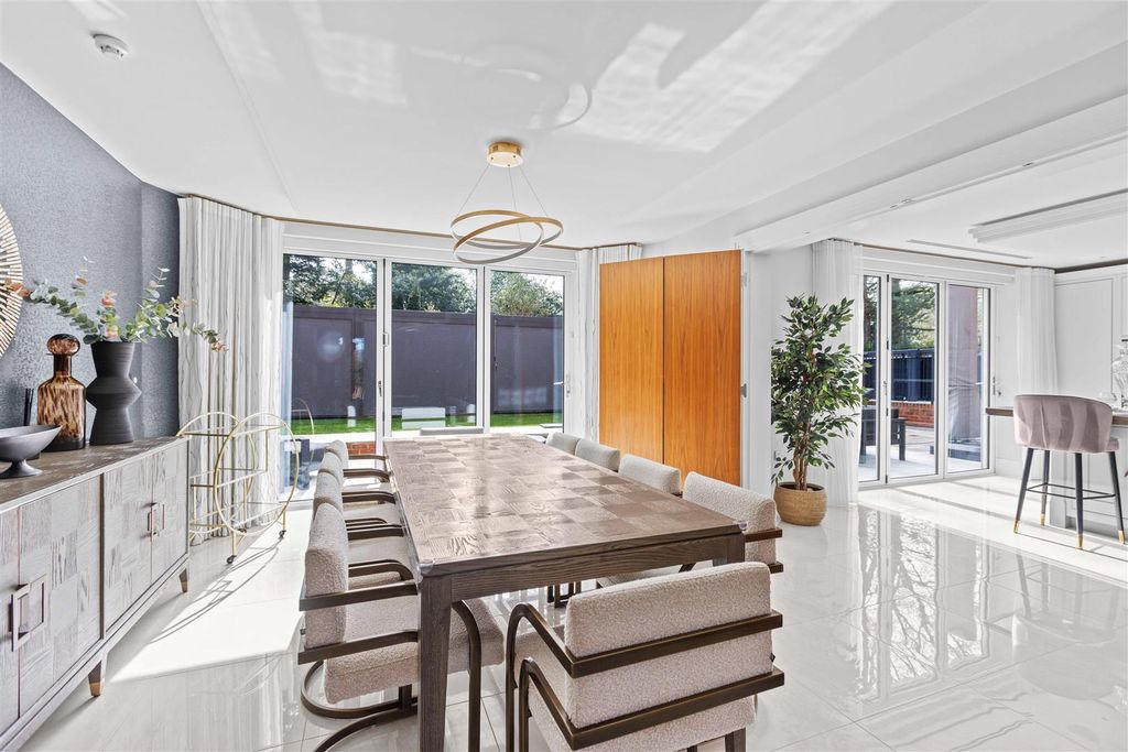 Additional image 14 of 6 bed detached house for saleBurleigh Lane, Ascot SL5