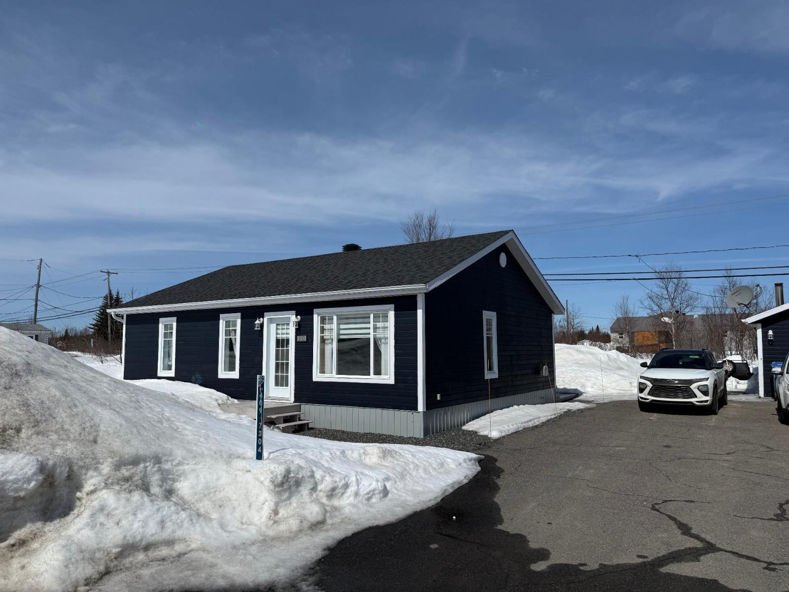 210 Rue Catallan