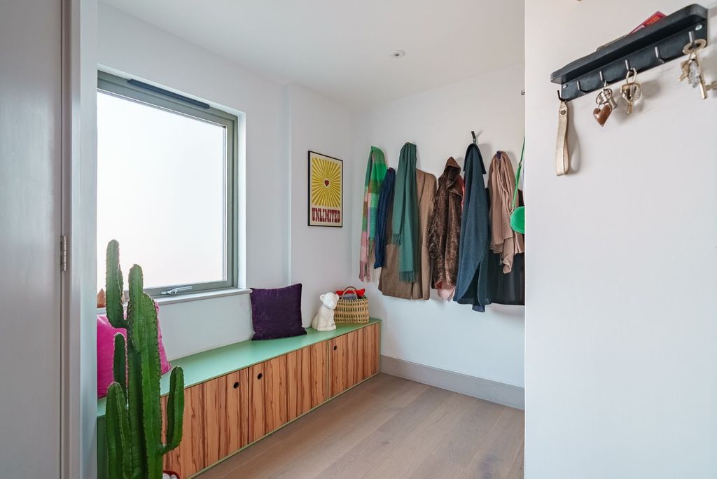Additional image 24 of 3 bed flat for saleKingsway, Hove BN3