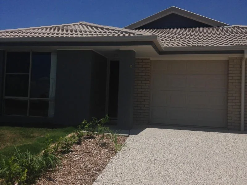 2/70 Kyoto St, Brassall QLD 4305