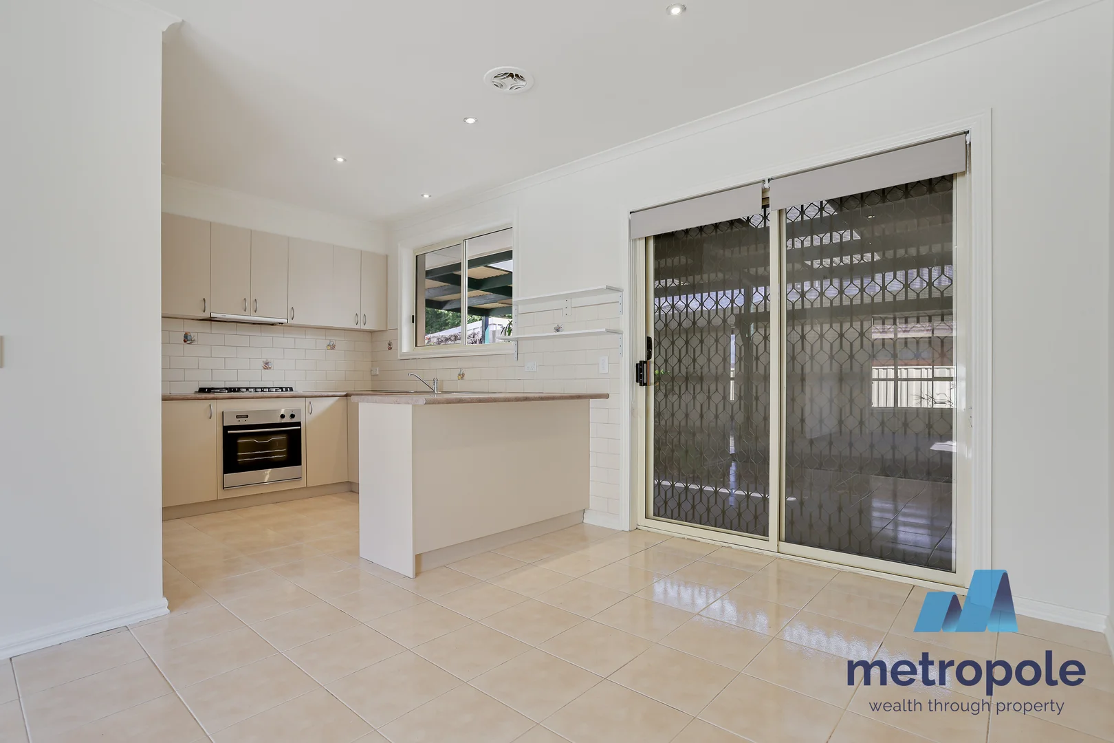 Additional image 5 of 2/29 Crookston Road, Reservoir VIC 3073