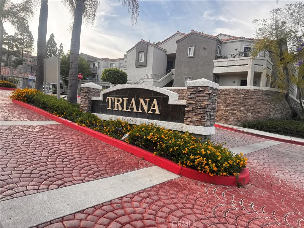 1980 Las Colinas Circle Unit 301, Corona, CA 92879