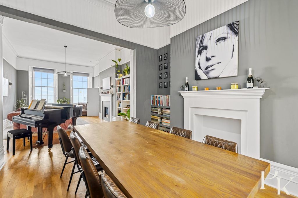 Additional image 14 of 2 bed flat for saleBrunswick Terrace, Hove BN3