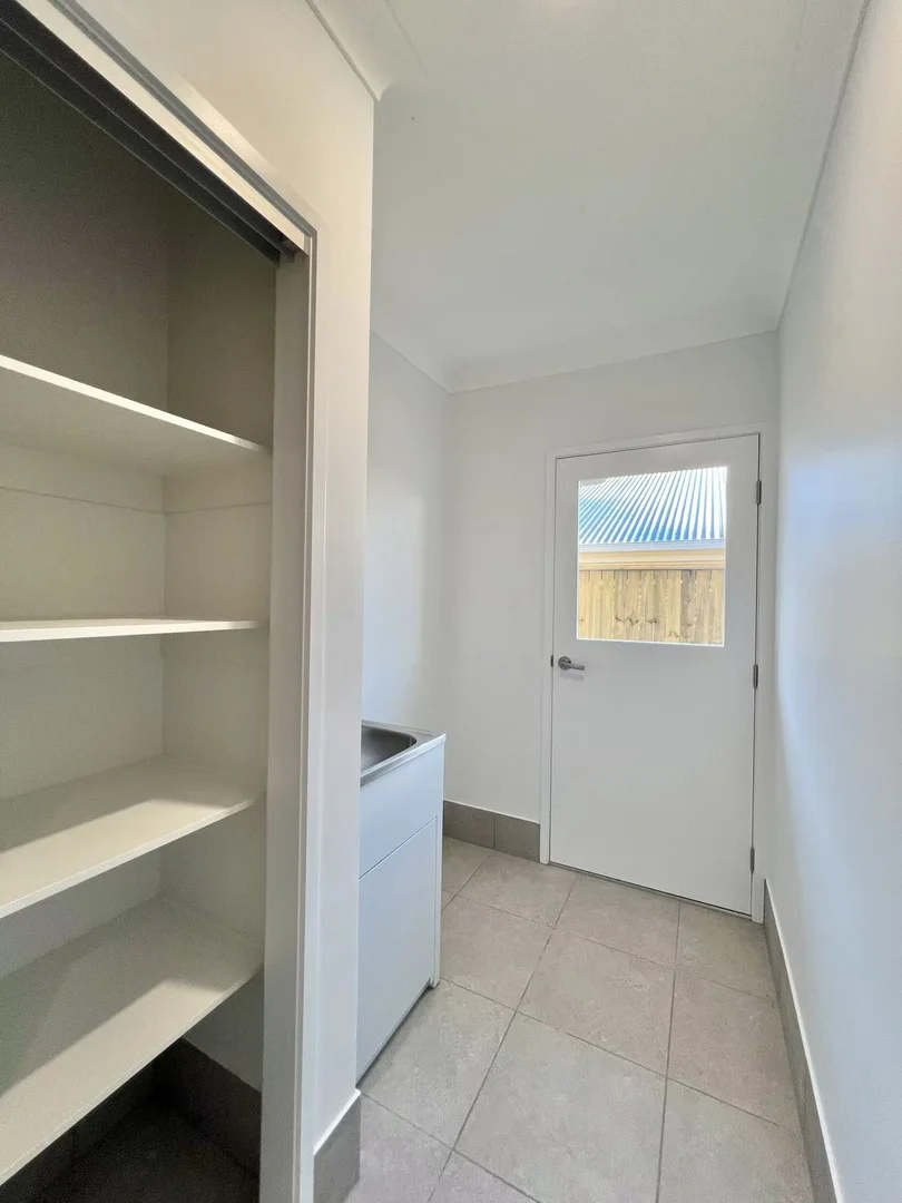 Additional image 13 of 80 Redcomb Drive, Park Ridge QLD 4125