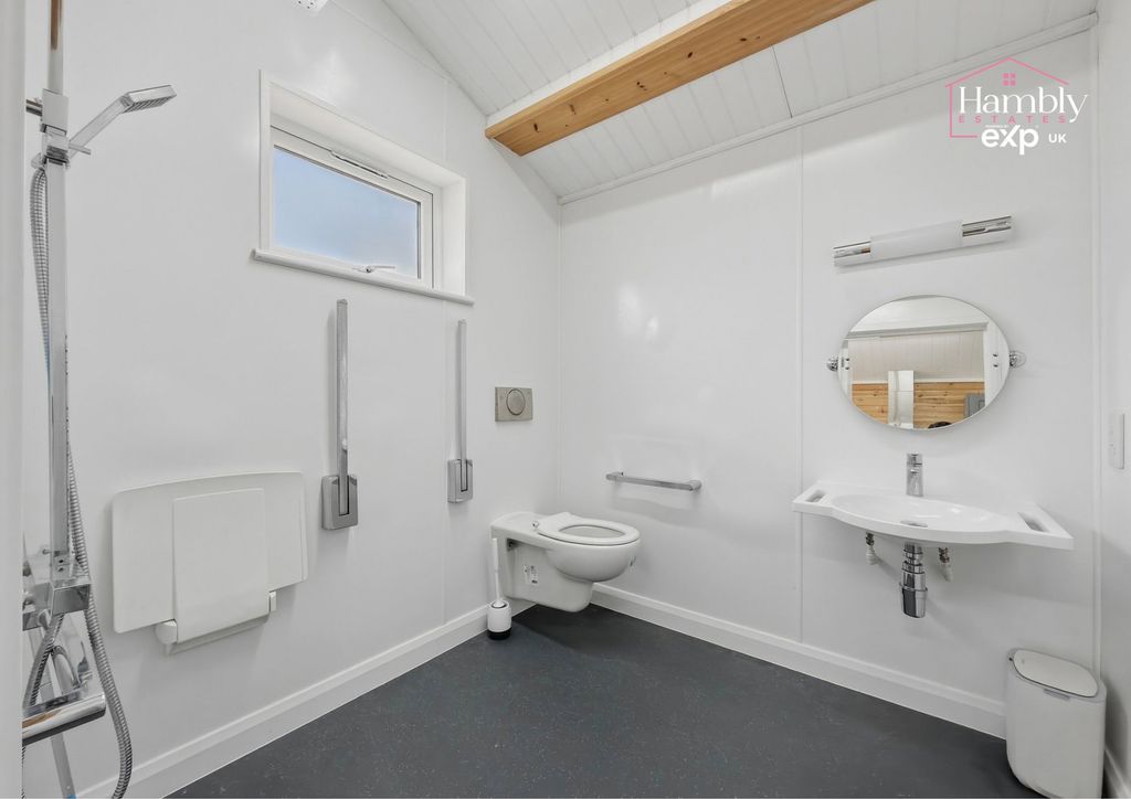Additional image 41 of 6 bed detached house for salePenyrheol, Pontypool NP4