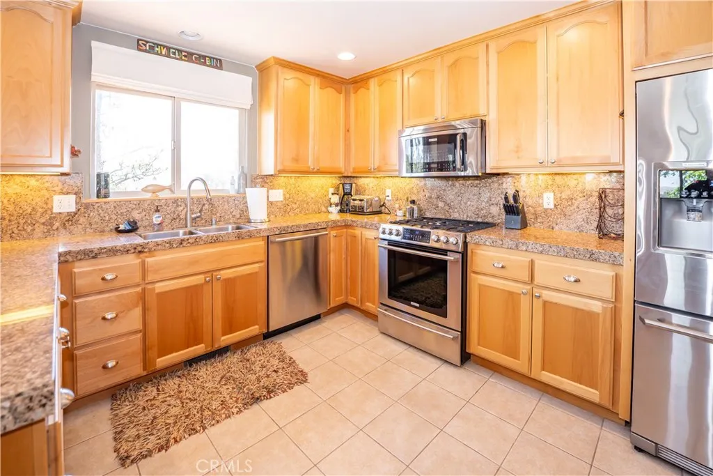Additional image 90 of 28244 Arbon Lane, Lake Arrowhead, CA 92352