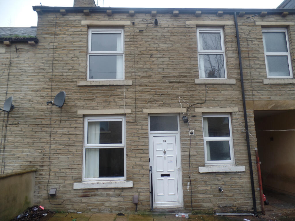 Heap Lane,  Bradford, BD3