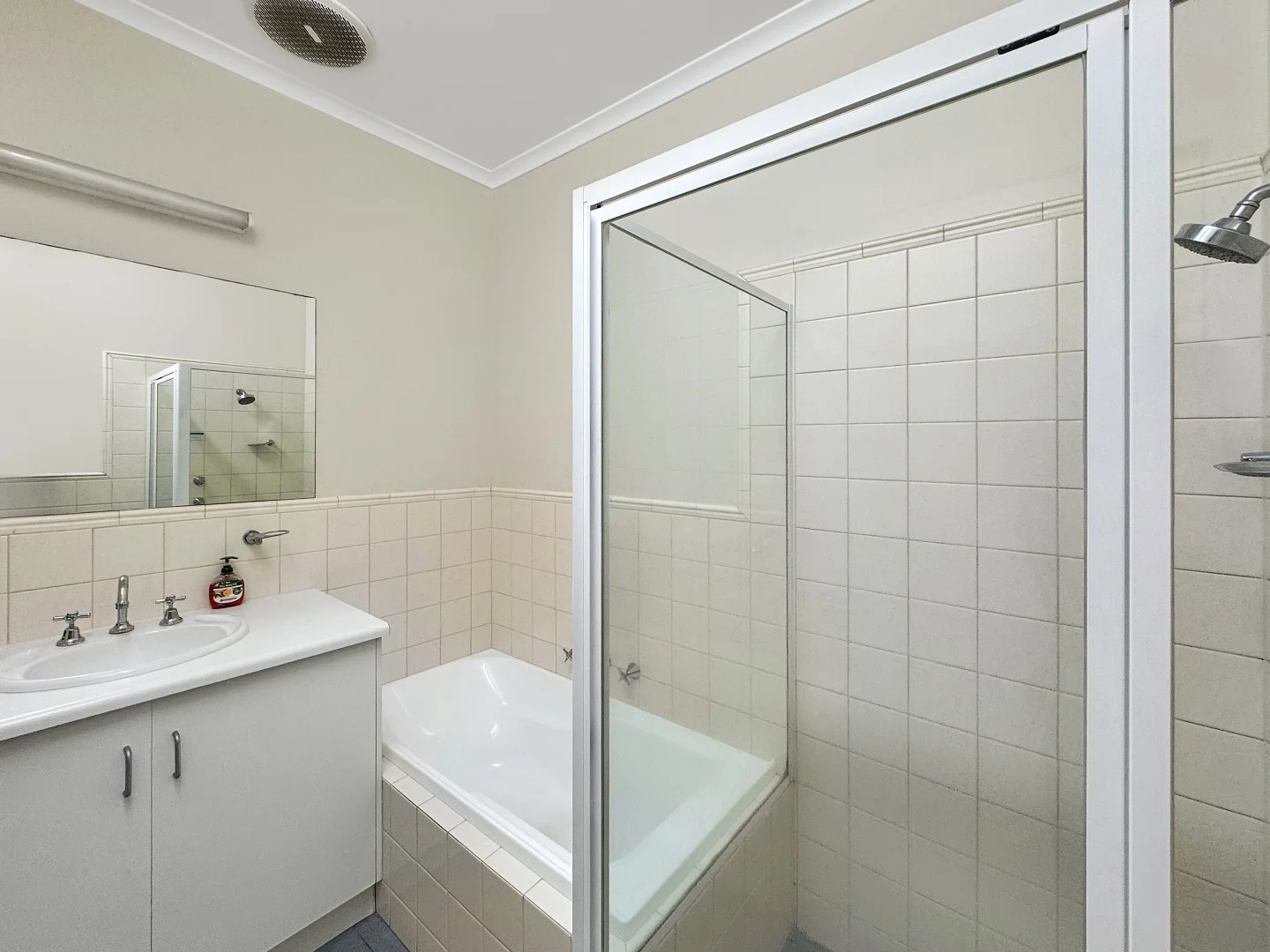 Additional image 10 of 2/100 Tasman Terrace, Port Lincoln SA 5606
