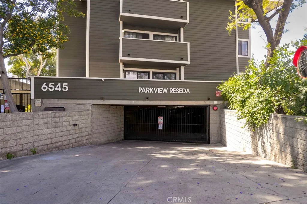 Additional image 25 of 6545 Reseda Boulevard Unit 8, Reseda, CA 91335
