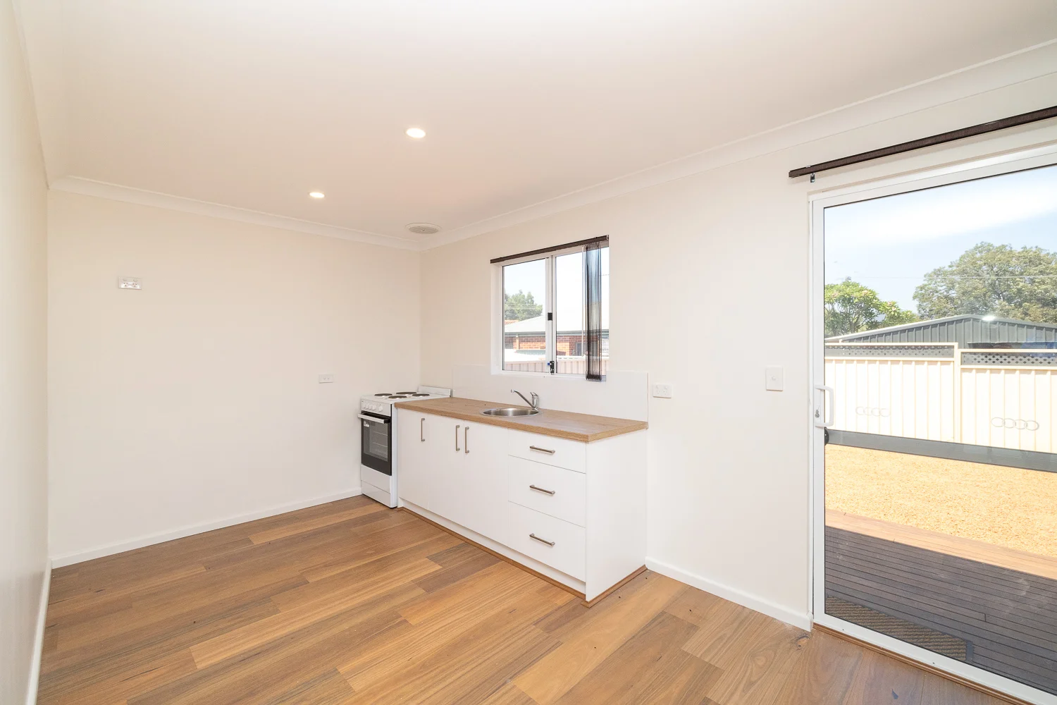42A Dawson Street, Armadale WA 6112