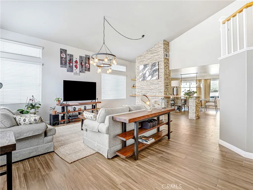 Additional image 3 of 23805 Oak View, Newhall, CA 91321