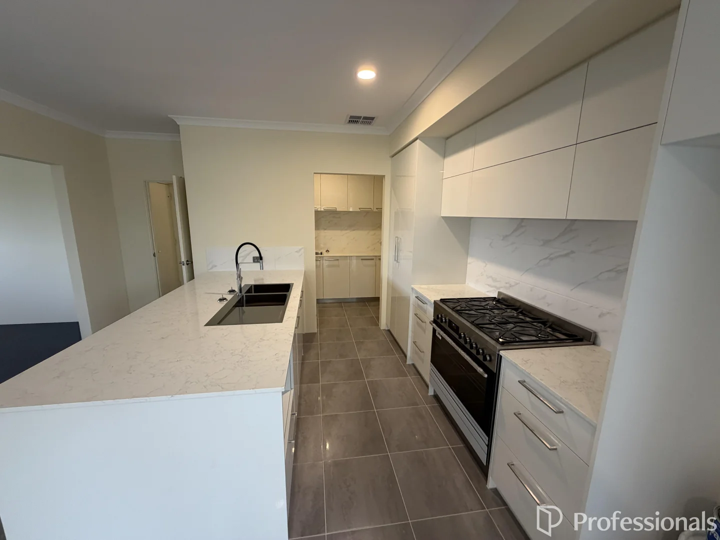 Additional image 3 of 34 Lilylock Crescent, Henley Brook WA 6055