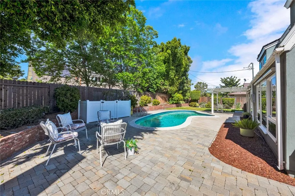 17291 Bergen Circle, Tustin, CA 92780