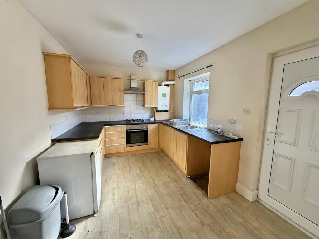 Highfield Road, Keighley, BD21 photo 3
