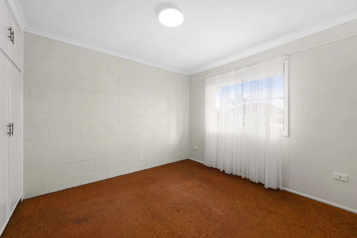 Additional image 6 of 2/373 Tor Street, Newtown QLD 4350