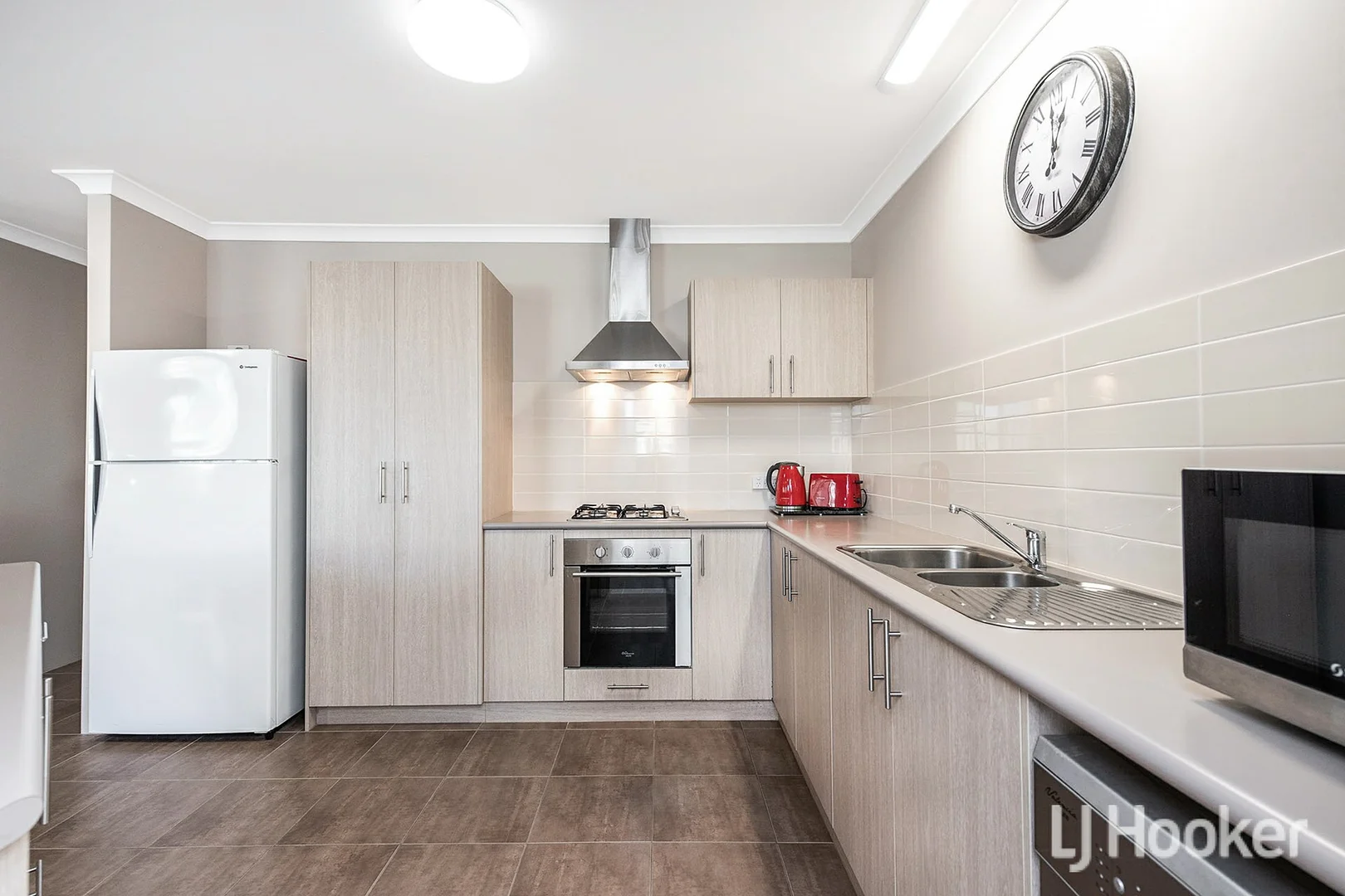 Additional image 4 of 4/15 May Street, Gosnells WA 6110
