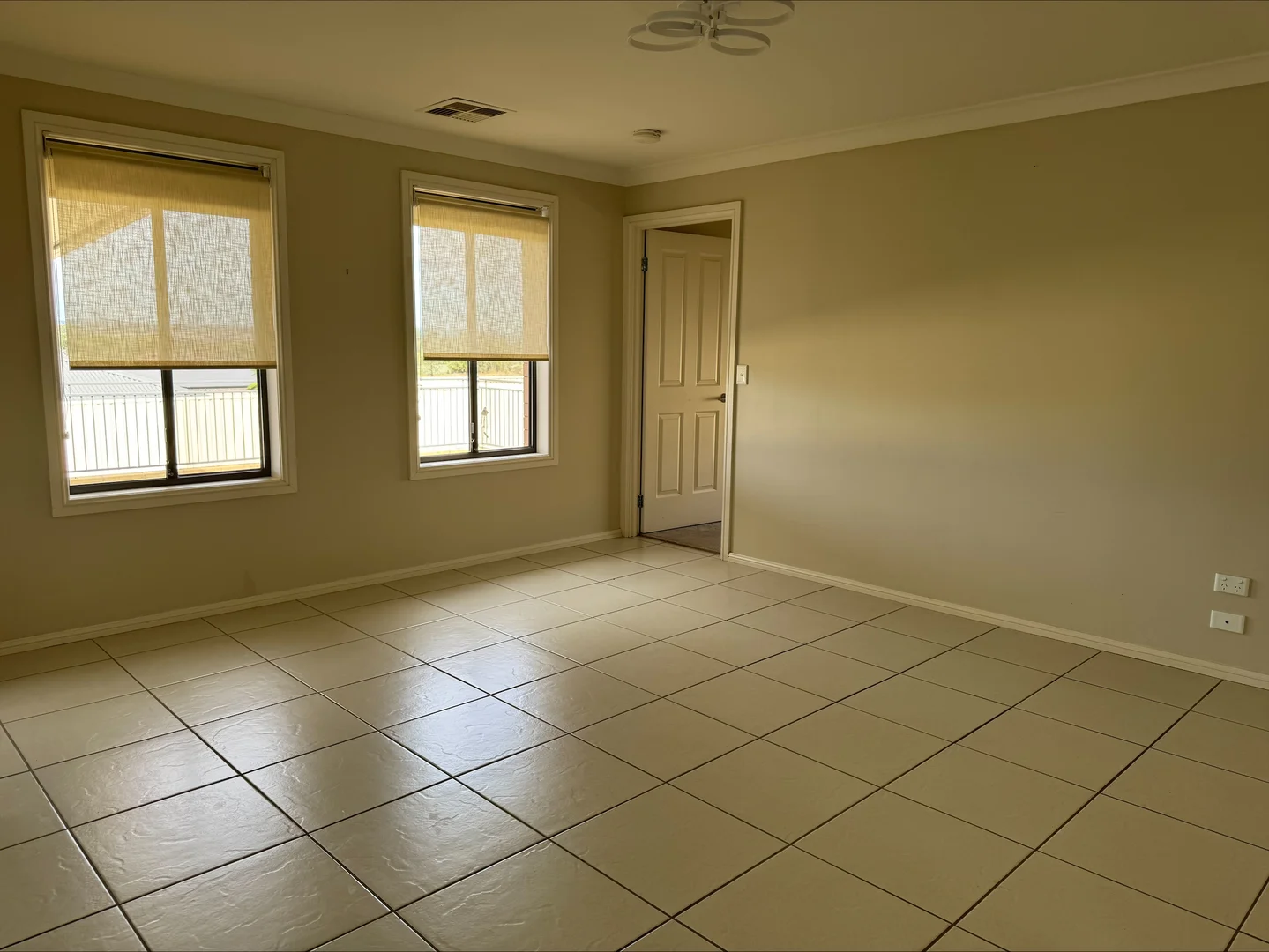 Additional image 3 of 9 Vaucluse Place, Parkes NSW 2870