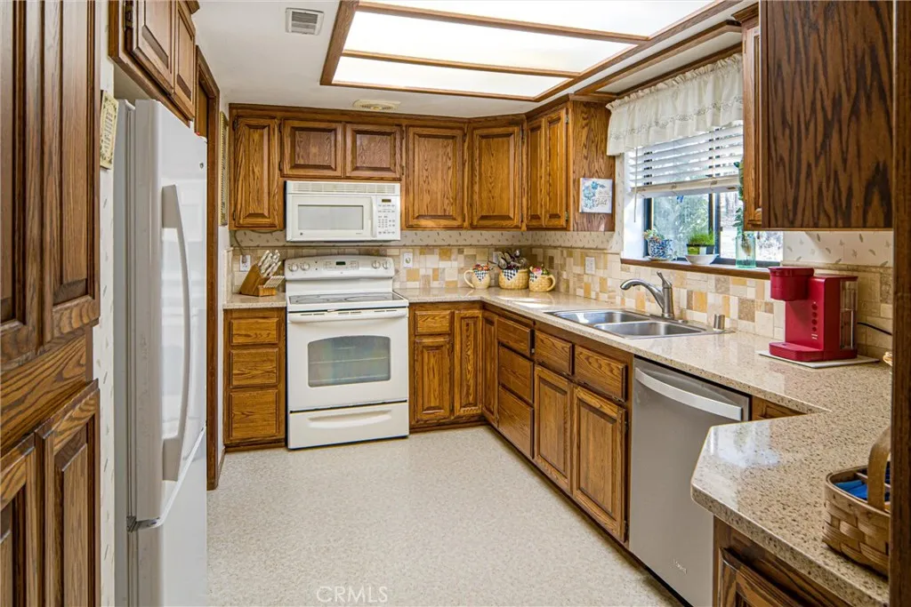 Additional image 12 of 13979 Pineland Circle, Magalia, CA 95954