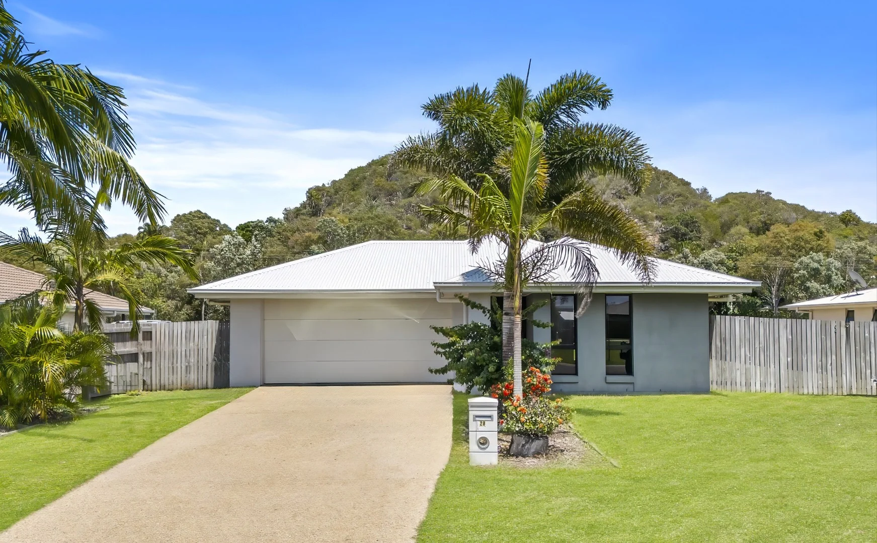 28 Beachside Circuit, Mulambin QLD 4703