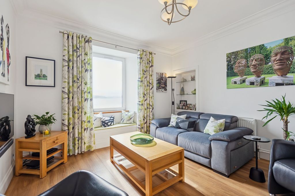 Additional image 6 of 3 bed maisonette for sale80 West Clyde Street, Helensburgh G84