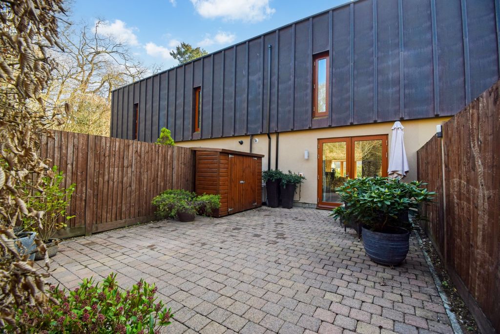 Additional image 16 of 2 bed terraced house for saleCliveden Gages, Taplow, Buckinghamshire SL6