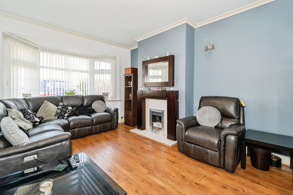 Additional image 4 of Como Gardens, Bradford, BD8