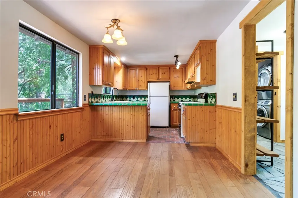 Additional image 40 of 41126 Valley Of The Falls Drive, Forest Falls, CA 92339