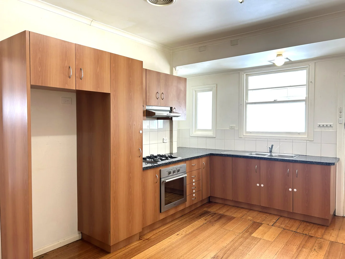 Additional image 5 of 19 Carween Avenue, Mitcham VIC 3132