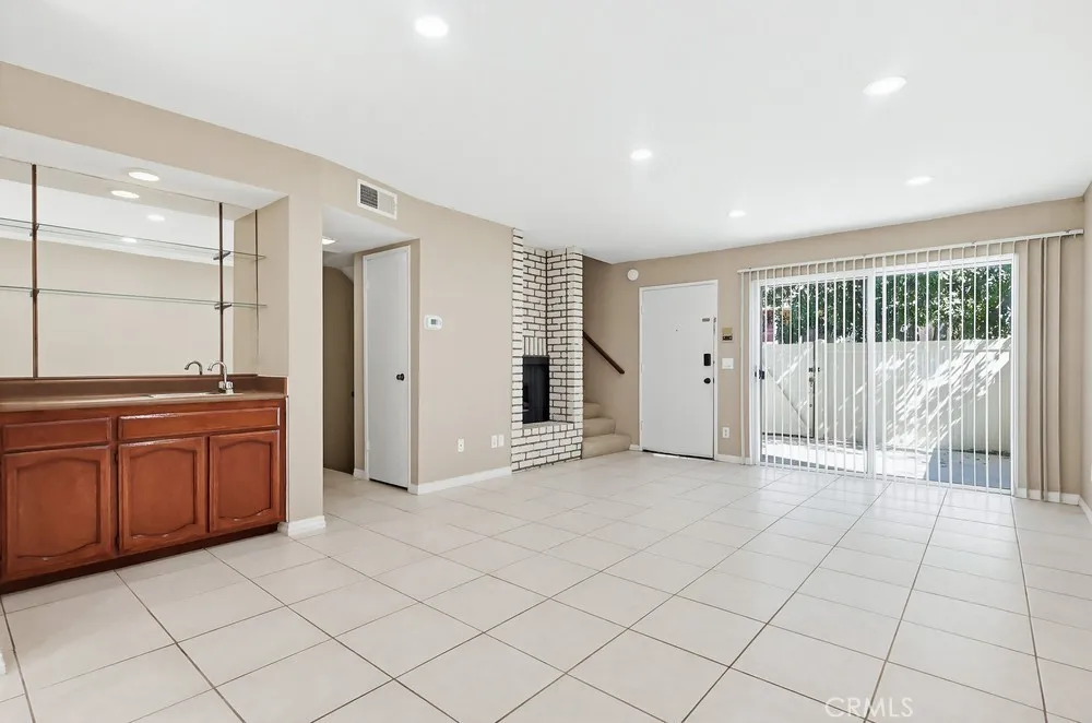 Additional image 93 of 19018 Sherman Way Unit 110, Reseda, CA 91335