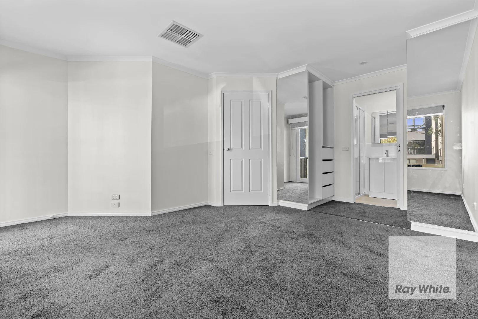 Additional image 8 of 3/215 Betula Avenue, Mill Park VIC 3082