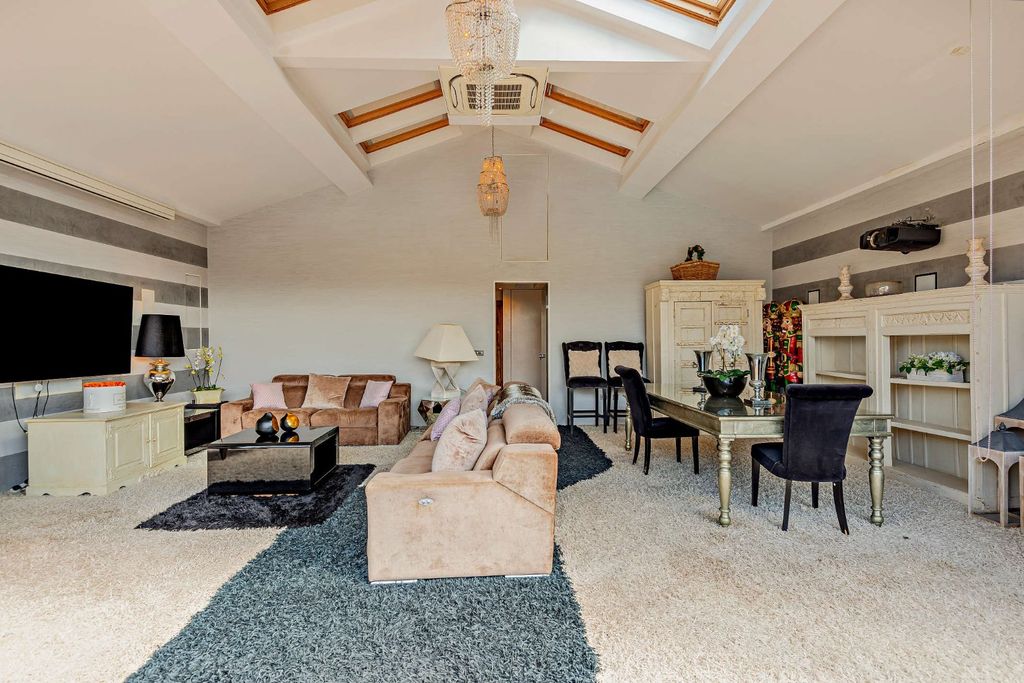 Additional image 26 of 9 bed detached house for saleCoopers Farm, Bolney Road, Horsham, West Sussex RH13