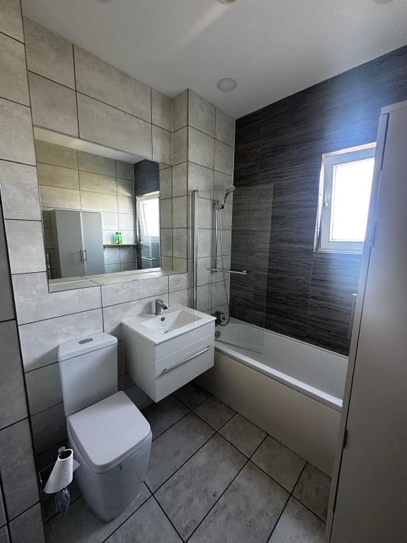 Additional image 5 of 2 bed flat for sale56 New Coventry Road, Birmingham B26
