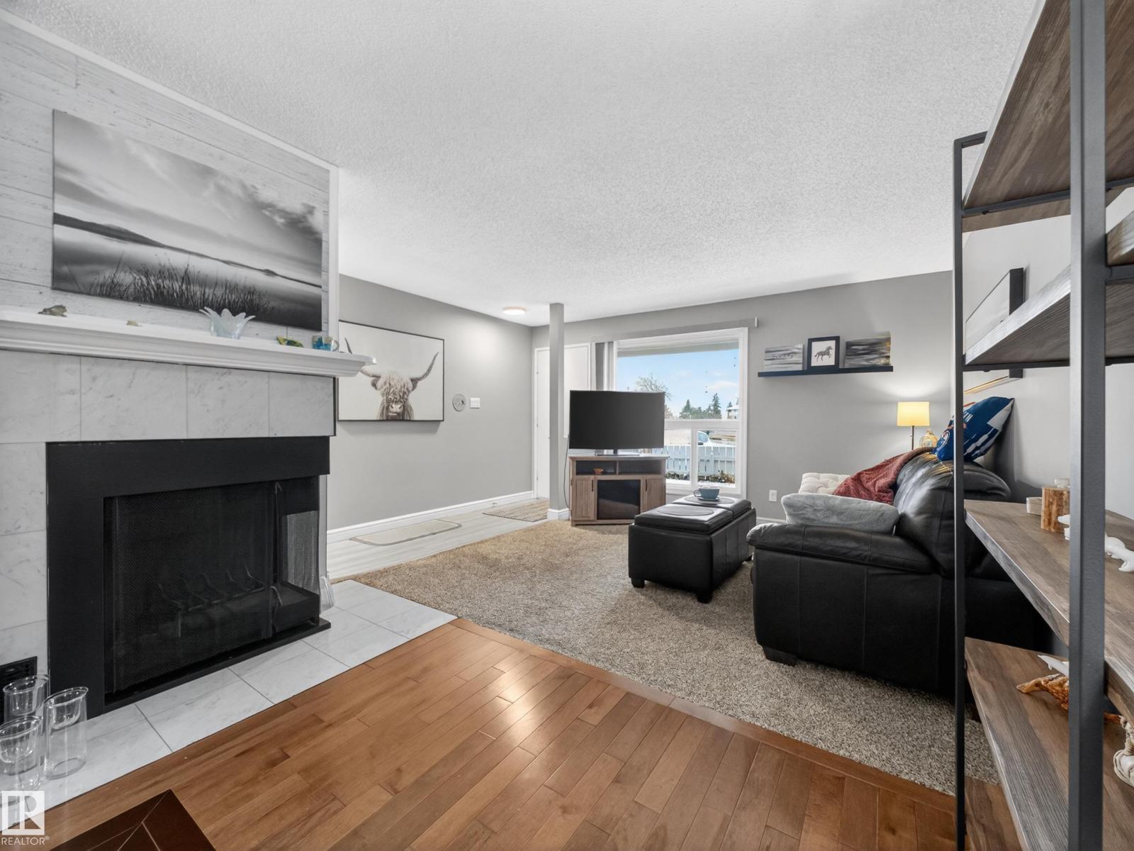 #165 2703 79 ST NW