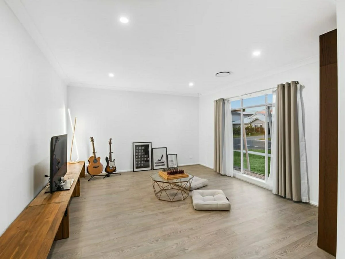 115 Brookbent Road, Pallara QLD 4110 photo 3