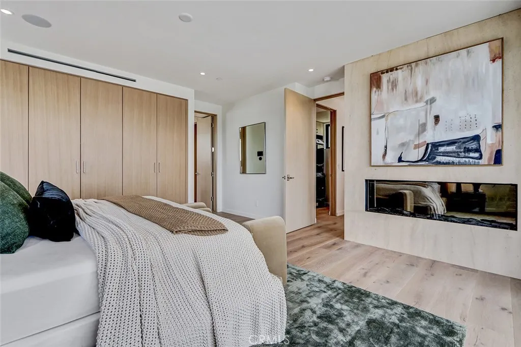 Additional image 115 of 315 25th, Manhattan Beach, CA 90266