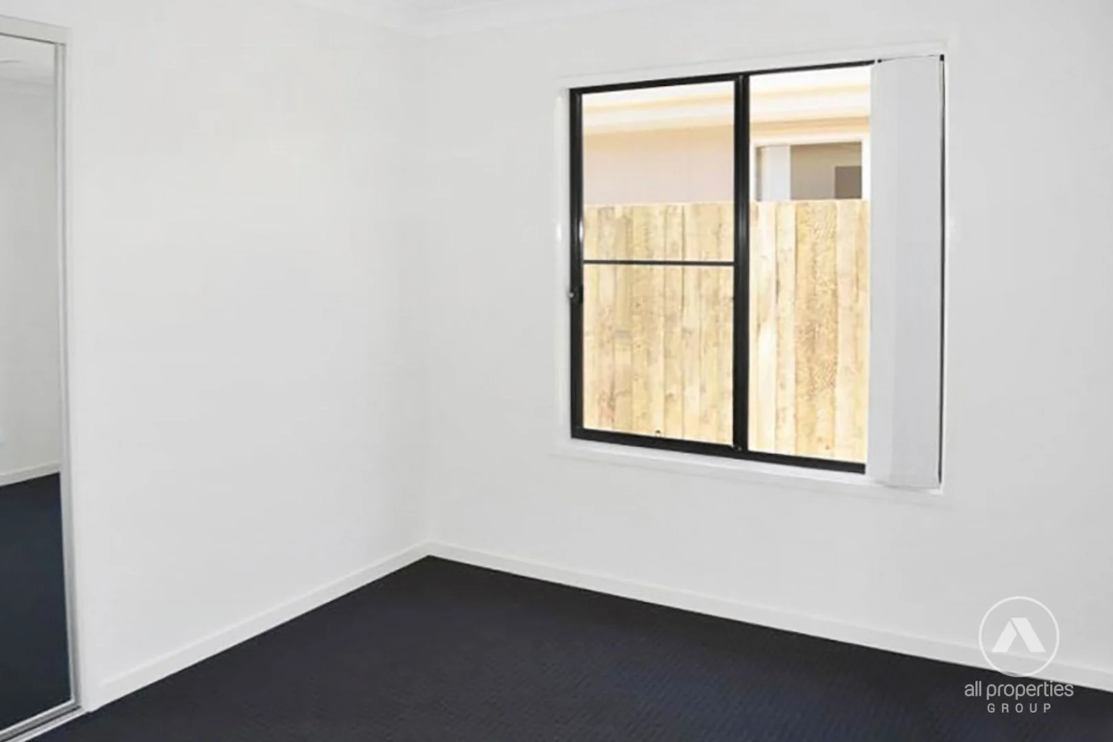 40 PARKLAND CIRCUIT, Pimpama QLD 4209 photo 3