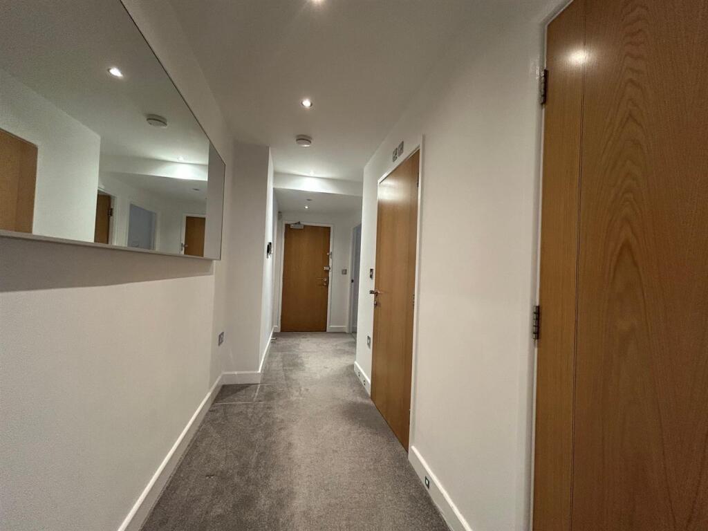 Apartment 3 Augusta, 2 Compton Avenue, Lilliput photo 5