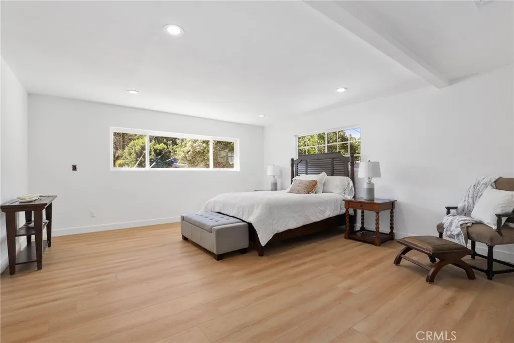 Additional image 51 of 23312 Ostronic Dr, Woodland Hills, CA 91367