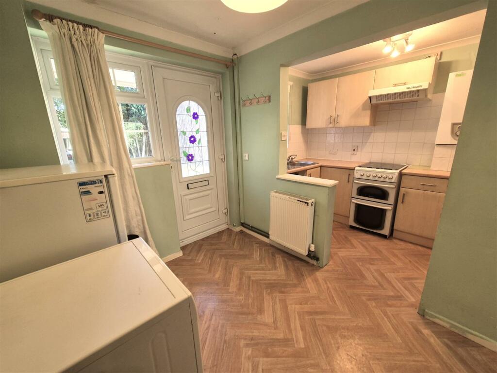 Garsdale Close, Bournemouth photo 5